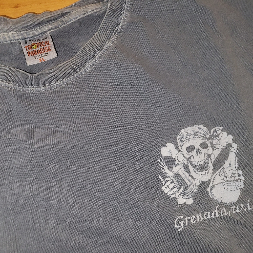 Y2K Rum lover tee Tropical Paradise Pirate Logo beach Summer vacation vibes, XL - Picture 2 of 3